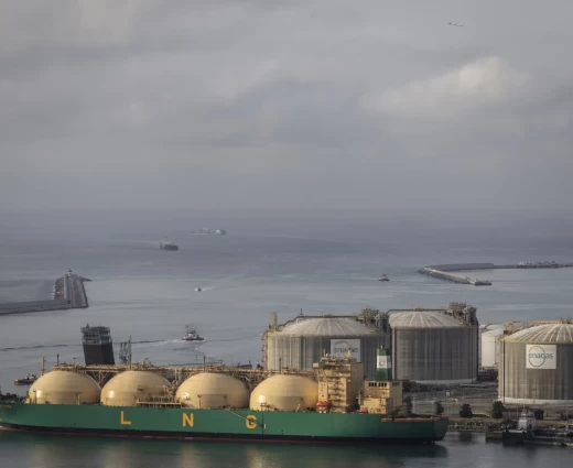 Φυσικό αέριο: Άλμα 150% στις τιμές στην Ευρώπη – Ανησυχία για τον χειμώνα – Πόσο γεμάτες είναι οι αποθήκες