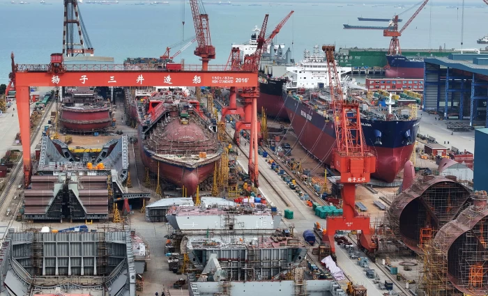 Ναυπηγεία: Έρχονται παραδόσεις-ρεκόρ το 2028 – Ο κίνδυνος από την έκρηξη των παραγγελιών