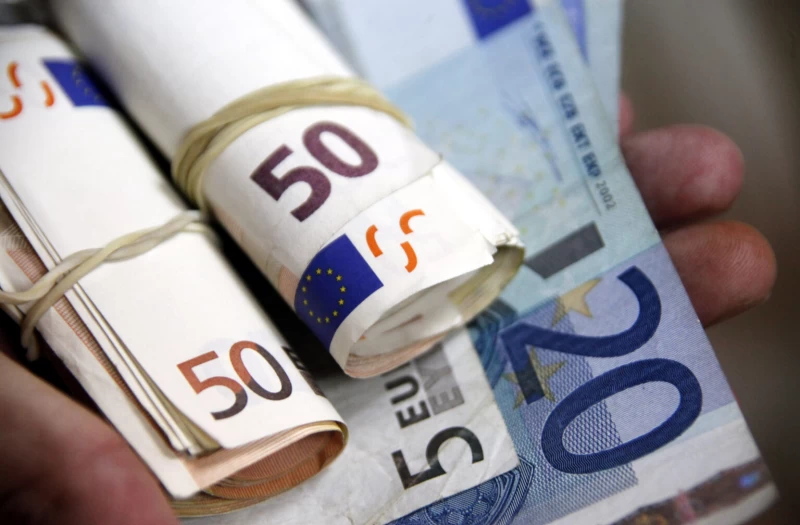 Μέτρα στήριξης για γονείς παιδιών με σοβαρές ασθένειες ζητούν Βουλευτές