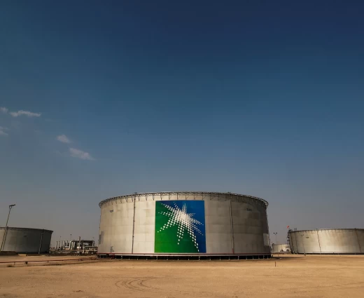 Ηχηρή προειδοποίηση Aramco: «Τρομακτικά μικρό» το δίχτυ ασφαλείας του πετρελαίου