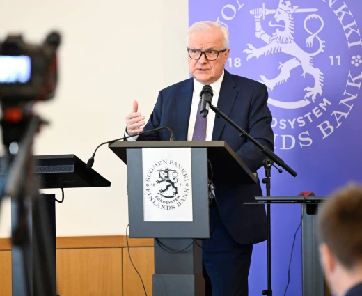 Καμπανάκι Όλι Ρεν: Το ενεργειακό σοκ δεν έχει αγγίξει ακόμα τους μισθούς – Οι μεγάλοι φόβοι για την Ευρωζώνη