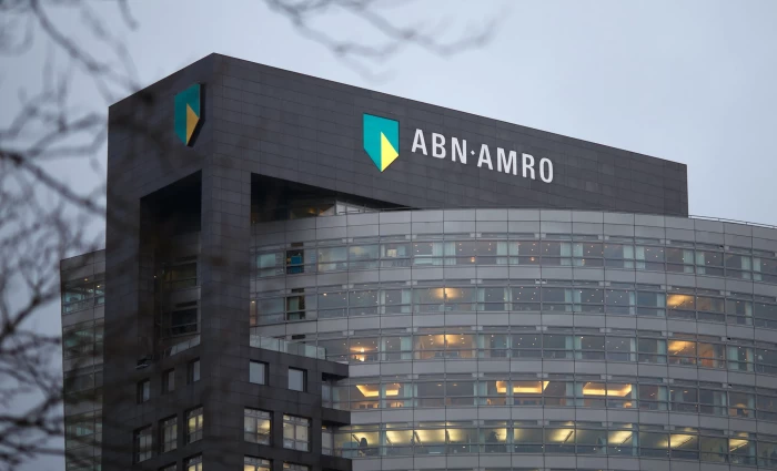 ABN Amro: Το Δημόσιο μειώνει τη συμμετοχή 10,5% – Ανοίγει ο δρόμος για ιδιωτικοποίηση