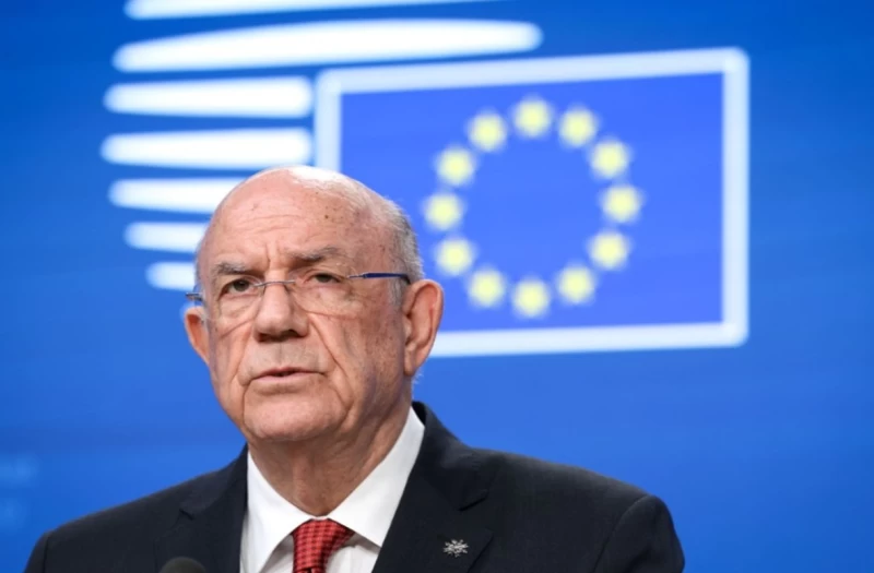 Σοβαρή ανάγκη για στήριξη πολιτών και επιχειρήσεων, λέει ο Κεραυνός πριν το ECOFIN