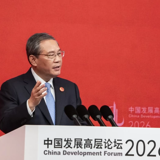 Η Κίνα πλασάρει «ασφάλεια και αξιοπιστία» σε ξένους CEOs