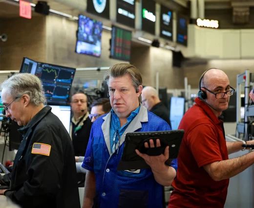 Ανατροπή και στη Wall Street – Το «pause» Τραμπ στο Ιράν ενισχύει σημαντικά τις μετοχές