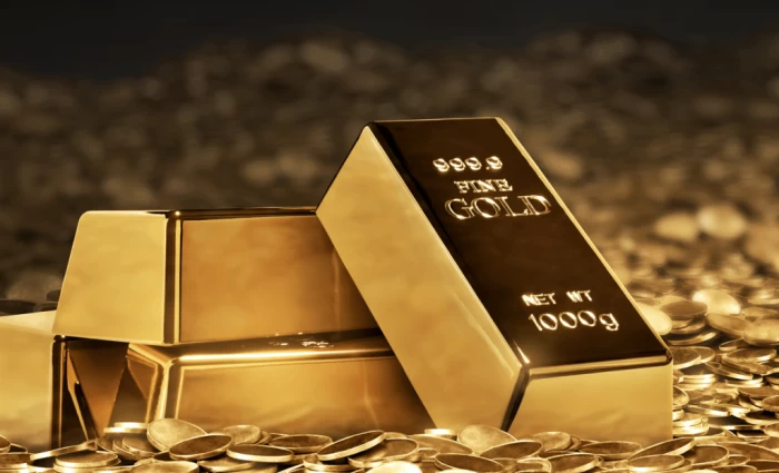 Ο χρυσός μειώνει τις απώλειες μετά το μήνυμα Τραμπ