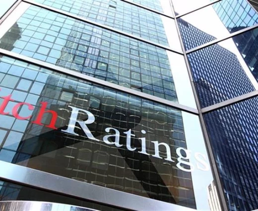 Σήμα κινδύνου από Fitch για έναν παρατεταμένο πόλεμο