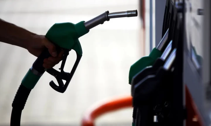 Λ. Αριστοδήμου: Έλλειψη διαφάνειας και αισχροκέρδειας στις τιμές των καυσίμων