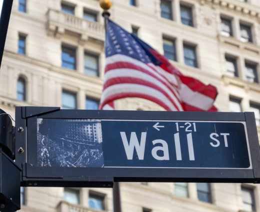 Επιχείρηση ανάκαμψης στη Wall Street μετά από πέντε εβδομάδες απωλειών