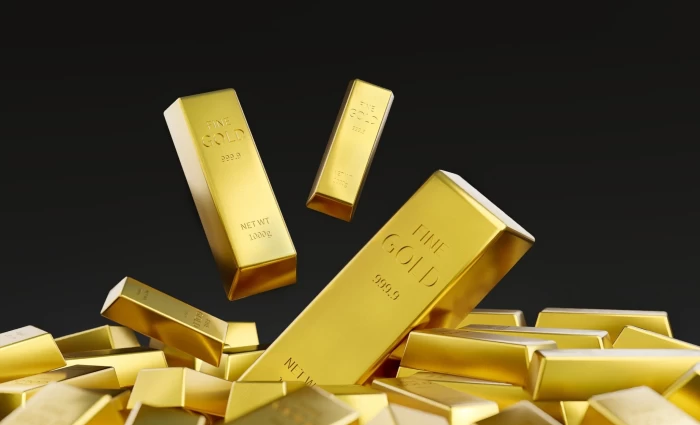 Χρυσός: Πέριξ των $4.500 με φόντο τον πόλεμο στη Μέση Ανατολή και τις ανησυχίες για τα επιτόκια