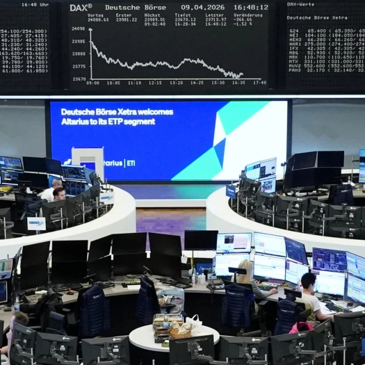 Ήπια άνοδος στις ευρωαγορές με φόντο την εύθραυστη εκεχειρία ΗΠΑ–Ιράν και την επενδυτική αβεβαιότητα