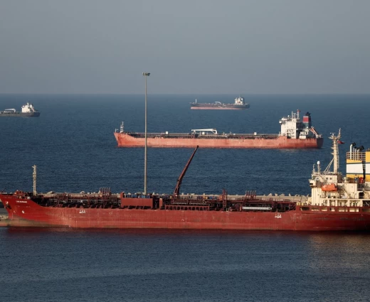 Οδηγίες του Ιράν για τη ναυσιπλοϊα στα Στενά του Ορμούζ