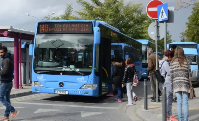 Έκκληση ΟΜΕΠΕΓΕ ΣΕΚ για μέτρα ασφάλειας σε λεωφορεία μετά από επίθεση