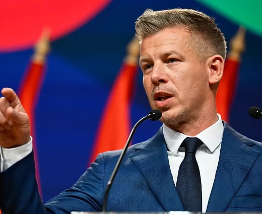 Ουγγαρία: «Μαύρο» στις ειδήσεις από τα κρατικά μέσα ενημέρωσης δεσμεύεται να ρίξει ο Μάγιαρ