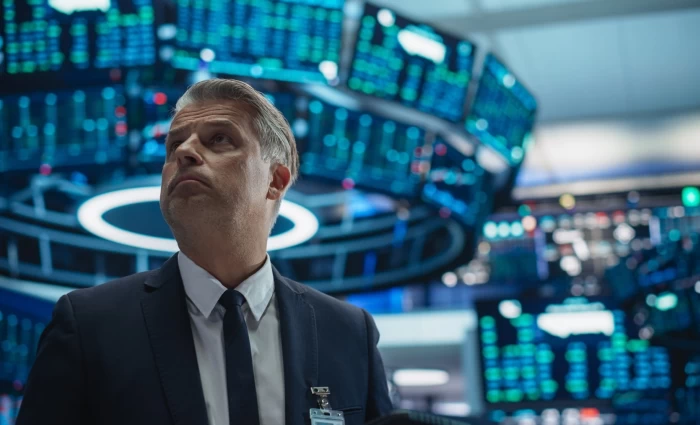 Οι αγορές «σβήνουν» τον πόλεμο: Σε επίπεδα ρεκόρ οι παγκόσμιες μετοχές, νέα εποχή «απληστίας»