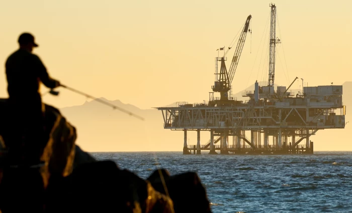 Η κυβέρνηση Τραμπ θέλει κι άλλες γεωτρήσεις