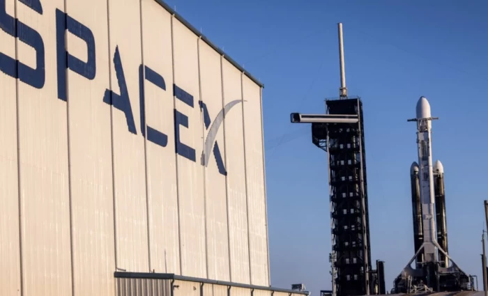 SpaceX: Deal $60 δισ. με Cursor για την κούρσα της AI