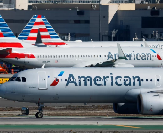 American Airlines: Βουτιά στις προβλέψεις για τα κέρδη λόγω έκρηξης στο κόστος καυσίμων