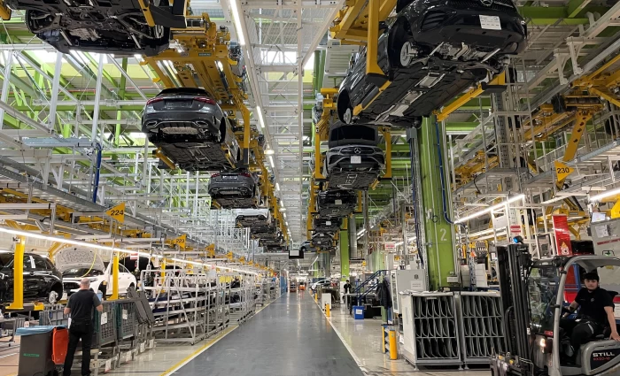 Ευρωζώνη: Σε χαμηλό 10 μηνών ο PMI – Καμπανάκι για στασιμοπληθωρισμό λόγω πολέμου στο Ιράν