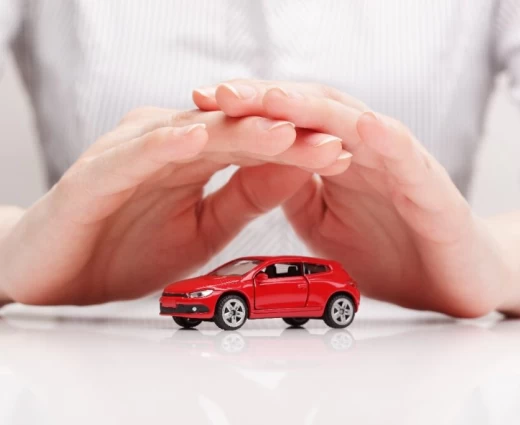 Πέρασε ομόφωνα η αναπομπή για τον νόμο ασφάλισης οχημάτων