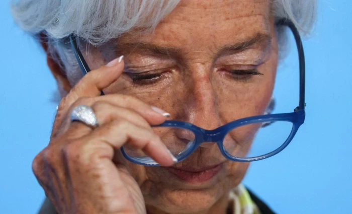 ΕΚΤ: Αύξηση επιτοκίων τον Ιούνιο – Η έρευνα του Bloomberg