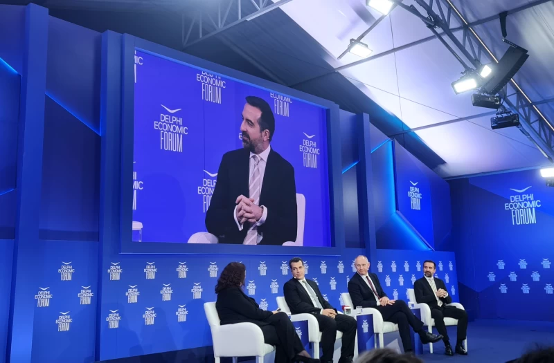 Η νέα εποχή του μεταναστευτικού – Τι ανέλυσαν Ιωαννίδης, Πλεύρης και Karner στους Δελφούς