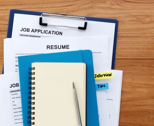 Αγορά εργασίας: Από το «mini retirement» στο job-apocalypse της AI και της αβεβαιότητας