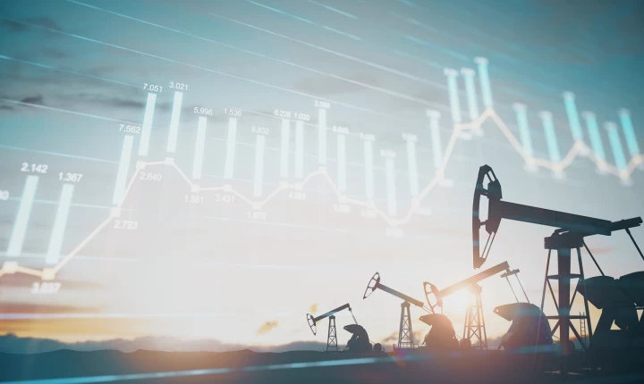 Goldman Sachs: Αυξάνει τις προβλέψεις για το Brent – Ανησυχίες για τα παγκόσμια αποθέματα