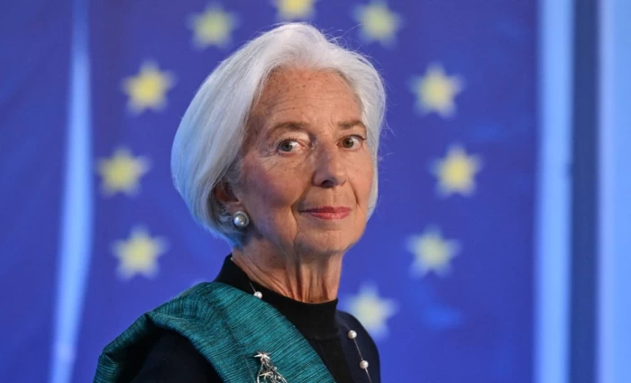 Επιτόκια: Η ΕΚΤ κρατά στάση αναμονής με το βλέμμα στον πόλεμο στο Ιράν – Το δίλημμα της Φρανκφούρτης