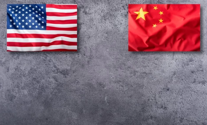 Reuters: Οι δασμοί στις ψηφιακές οθόνες θα μπορούσαν να βοηθήσουν στην αποφυγή της εξάρτησης του αμερικανικού στρατού από την Κίνα