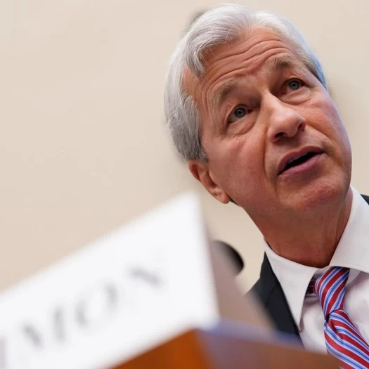 Οι μεγαλύτερες προκλήσεις για τον Τζέιμι Ντάιμον: Πόλεμοι, πληθωρισμός και AΙ