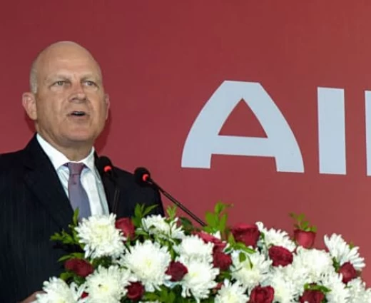 Γιατί παραιτήθηκε ο CEO της Air India που την οδήγησε στην κορυφή