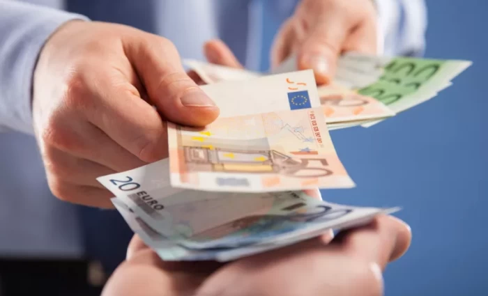 Στο μικροσκόπιο της Ελεγκτικής το Υφυπουργείο Πρόνοιας - Επιδόματα σε μη δικαιούχους και «πάρτι» υπερπληρωμών