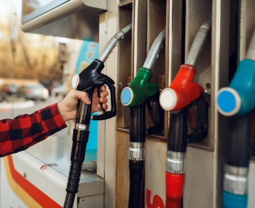 «Πτώση στις τιμές καυσίμων σε 10- 15 μέρες αν συνεχιστεί η αποκλιμάκωση» - Επιφυλακτικοί οι αρμόδιοι