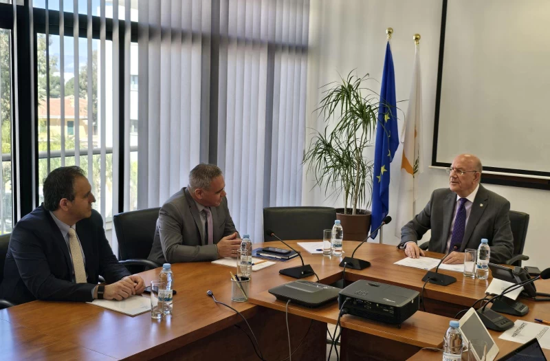 Μ. Κεραυνός: Η Κύπρος συνεχίζει να διατηρεί τις πιο χαμηλές τιμές καυσίμων