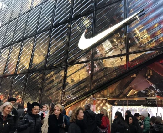 Γιατί οι καταναλωτές μηνύουν την Nike