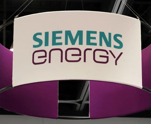 Siemens Energy: Η έκρηξη της AI εκτοξεύει τις παραγγελίες έως το 2030 – Επιταχύνει buyback 6 δισ. ευρώ