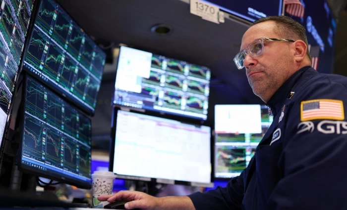 Wall Street: Πληθωρισμός και πετρέλαιο πιέζουν τους δείκτες – Πλήγμα για τον τεχνολογικό τομέα