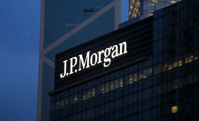 JPMorgan: Σαρωτικός ανασχηματισμός στην επενδυτική τραπεζική