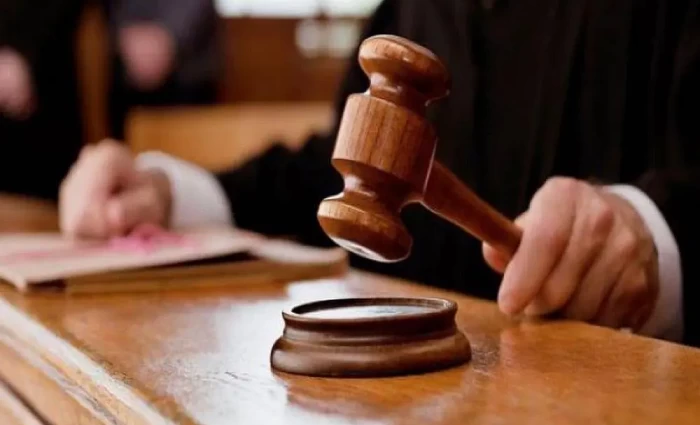 Διαφωνία για τις καταχρηστικές ρήτρες - Στο Ανώτατο η νομοθεσία κατόπιν αναφοράς του Προέδρου