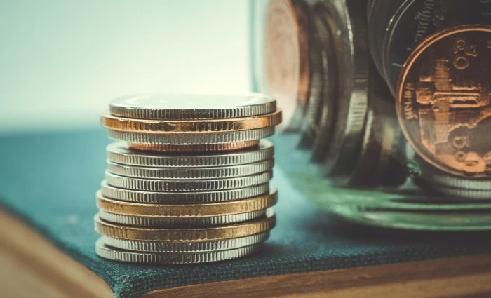 Πολύτιμα μέταλλα: Βουτιά σχεδόν 3% για χρυσό και 7% για ασήμι λόγω φόβων για υψηλότερα επιτόκια στις ΗΠΑ