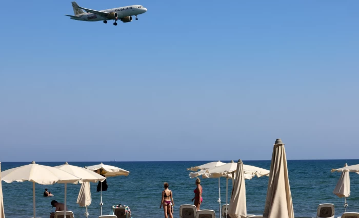 Βουτιά τουριστών και τον Απρίλιο – Στο -18% οι αφίξεις το πρώτο 4μηνο
