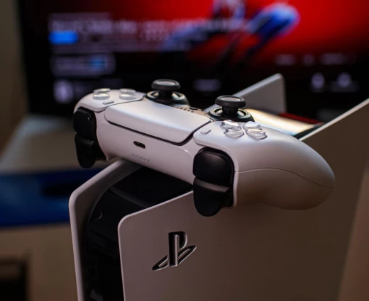 Sony: Αυξάνει τις συνδρομές του PlayStation Plus