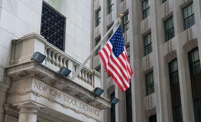 Ανάκαμψη στη Wall Street: Σύνθημα ανόδου από τα ομόλογα με το βλέμμα στην Nvidia