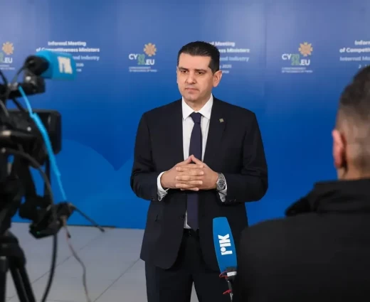Δαμιανός: Η τεχνητή νοημοσύνη και η ψηφιακή αναβάθμιση αλλάζουν το επιχειρείν