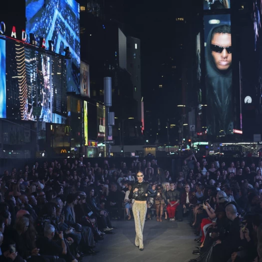 Το μεγάλο comeback της Gucci με show-υπερπαραγωγή στην Times Square