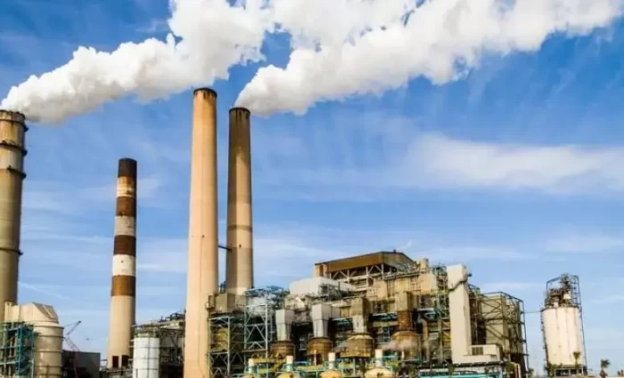 Οριακή ετήσια μείωση στον Δείκτη Τιμών Παραγωγού στη Βιομηχανία τον Απρίλιο