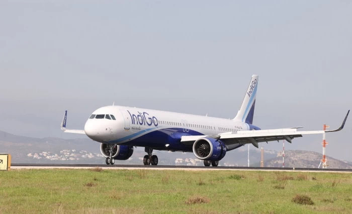 IndiGo: Ζημίες-σοκ για τη μεγαλύτερη low cost αεροπορική της Ασίας – Στα 267 εκατ. ευρώ οι απώλειες