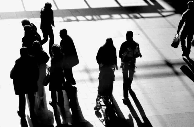 Διψήφια αύξηση στην ανεργία τον Απρίλιο - Στο +10, 4% οι εγγεγραμμένοι άνεργοι