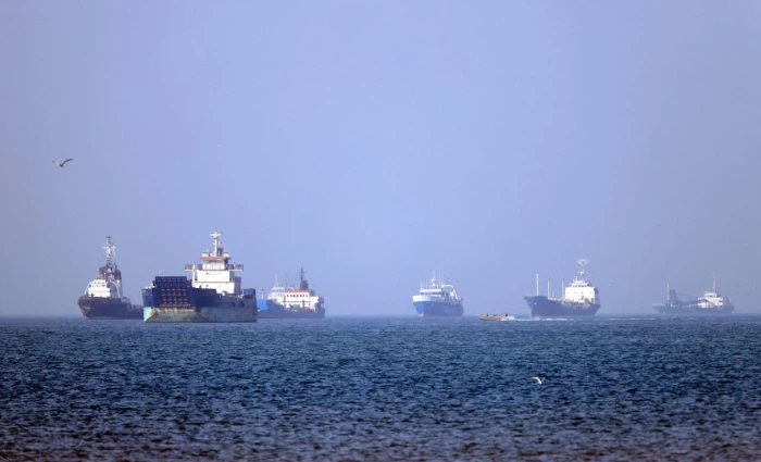 Η αναστολή του Project Freedom εντείνει την ανησυχία της διεθνούς ναυτιλιακής κοινότητας